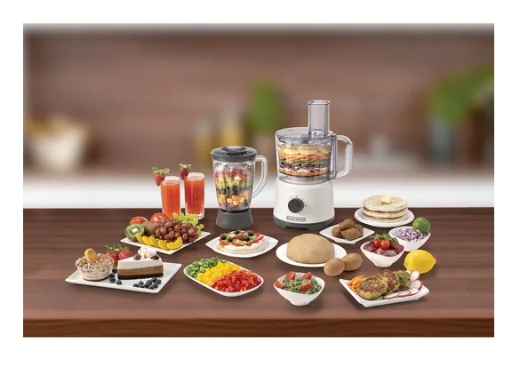 Black+Decker 800W 5-in-1 Food Processor (FX822-B5) | 2L Bowl & 1.5L Blender - Image 3