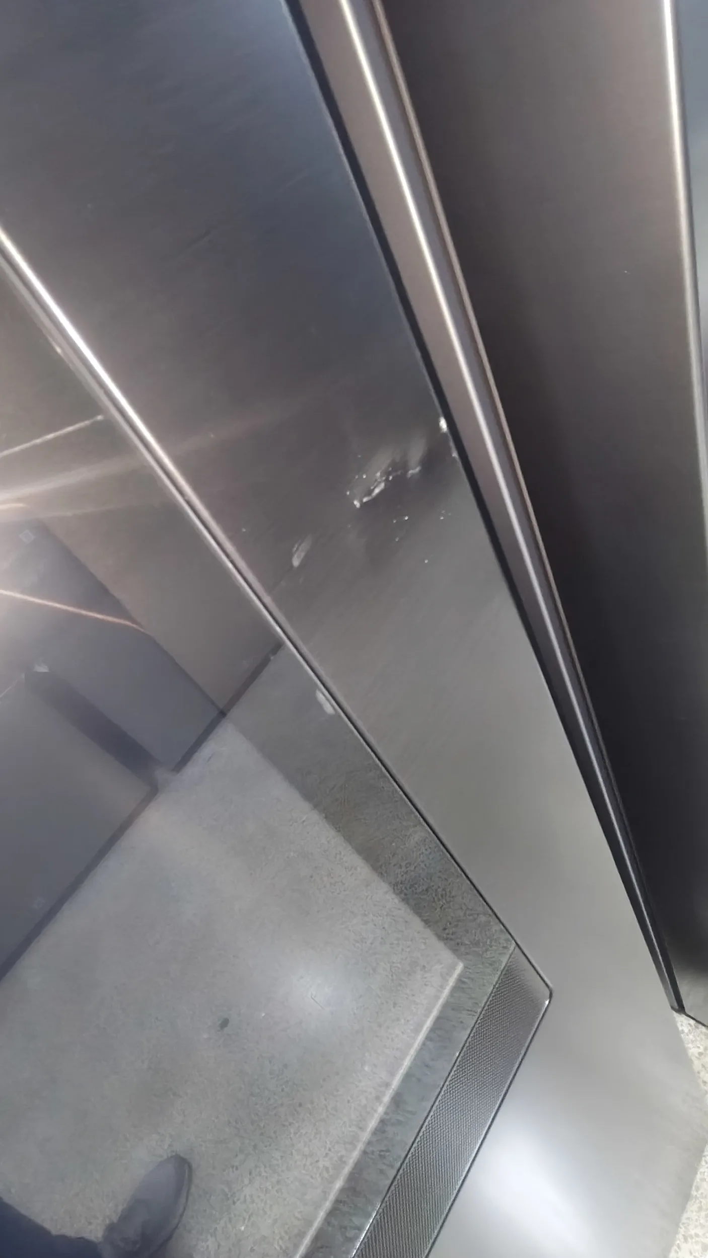 SAMSUNG SideBySide Family HUB screen , and Auto Open door - Image 5